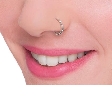 Nose Ring पहनने से होते हैं ऐसे लाभ, जानकार आप रह जाएंगे दंग - benefits ...