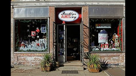 Local Business Storefront 的图像结果