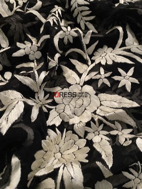 Pre Order Floral Black & Ivory Parsi Gara Dupatta – Dress365days