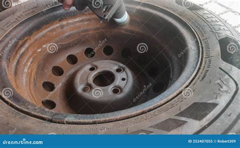 Image result for How to Get Rust Off Machine Wheel