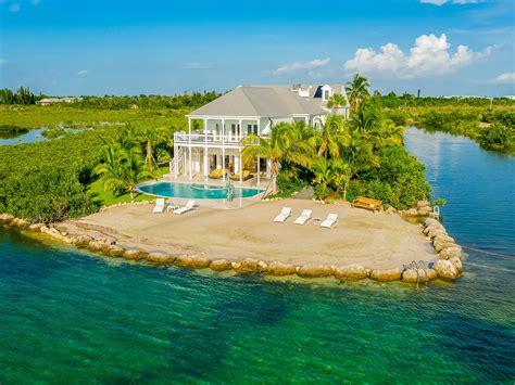 16 Best Spring Break Vacation Spots for Families | Vacasa