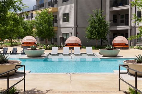Amenities | Alexan West Dallas | Dallas apartment, Outdoor decor, Patio