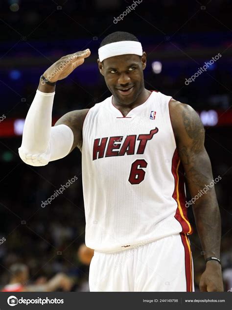 James Wallpaper Miami Heat Lebron James Miami Heat Gestures His