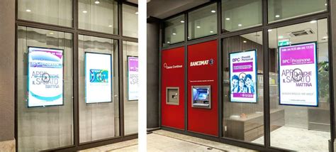 Window Digital Signage 的图像结果