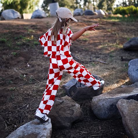 Minimalist Folk Co. – Minimalist Folk Co.