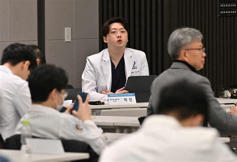 韩政府强硬对付医协 施压吊销医生执照 - 国际 - 即时国际