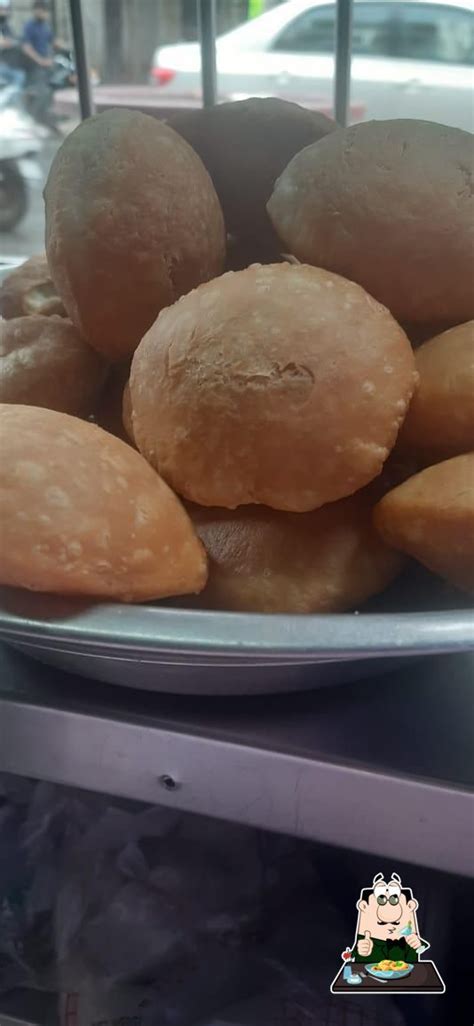 Subhash bread pakode wale, New Delhi - Restaurant reviews