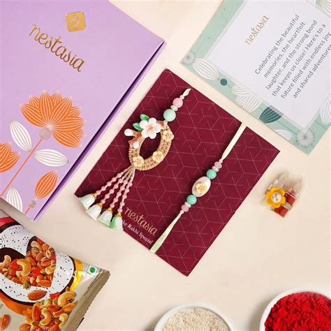 Green Harmony Rakhi Lumba Gift Set Online - Premium Gift Hamper | Nestasia
