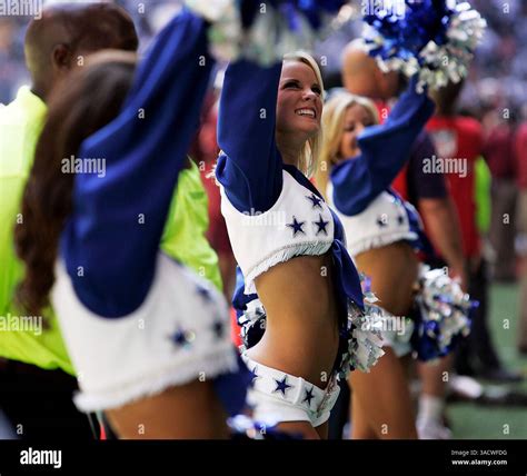 Cowboys cheerleaders 2008 hi-res stock photography and images - Alamy