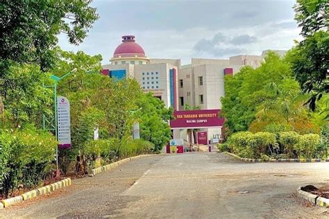 Uka Tarsadia University: Admission 2026, Fees, Rankings, Scholarship ...