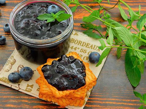 Blueberry preserves recipe with photo