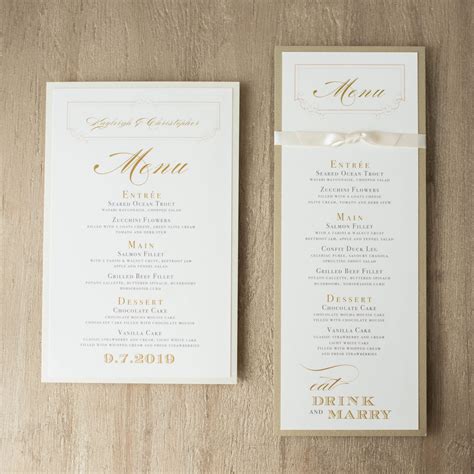 Wedding menu paper size | Beachweddingtips.com