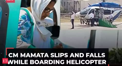 CM Mamata Banerjee falls while taking a seat after boarding helicopter ...