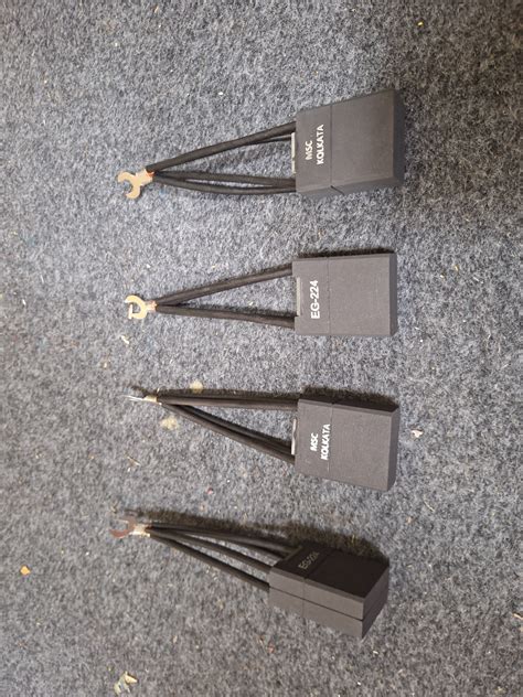 Carbon brush for DC motors 50 40 20 mm – Machinery & Spareparts Centre