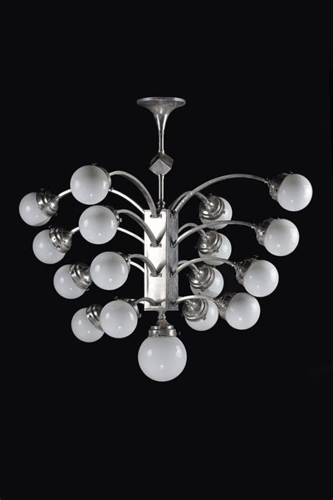 Large ArtDeco 17 Light Globe Fountain Chandelier – Taherally's Hatim