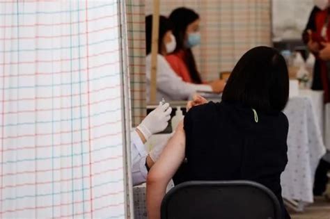 36人接种疫苗后死亡，韩国政府刚刚做了个决定_深海区_新民网