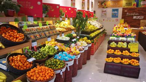 进口超市年货采购水果高清图片下载-正版图片500822561-摄图网