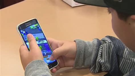 What worked and what didn't with a cellphone ban at a Kentucky school