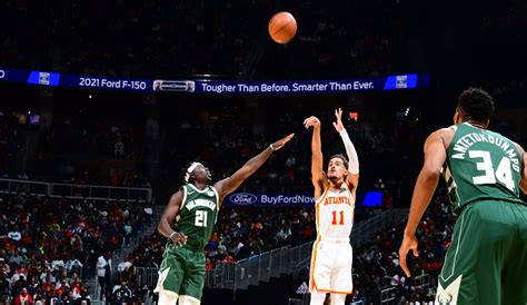 Milwaukee Bucks vs Atlanta Hawks Nov 14, 2021 Game Charts | NBA.com