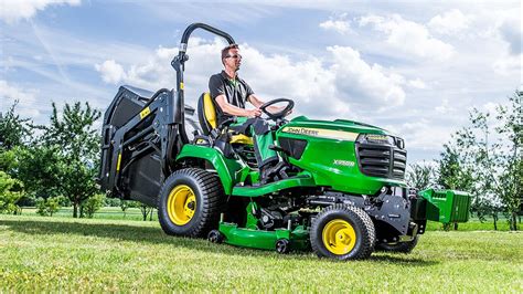 Trattorini   John Deere IT