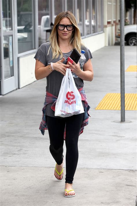 2133 x 3200 id. 1093906