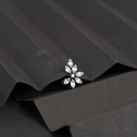 Starburst Diamond Pendant | JS Solitaire