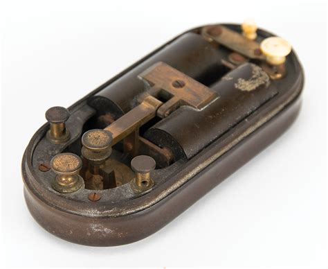 Civil War-era Spy Telegraph Set | RR Auction