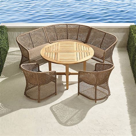 Liselle 6-pc. Round Dining Set | Frontgate