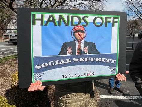 US Supreme Court grants DOGE access to sensitive Social Security data ...