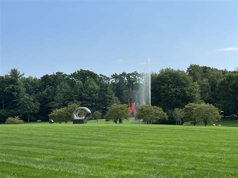 Donald M Kendall Sculpture Gardens at PepsiCo in Purchase, New York ...
