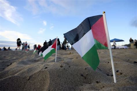 Israel-Hamas war latest: Blinken says US will keep pressing Israel to ...