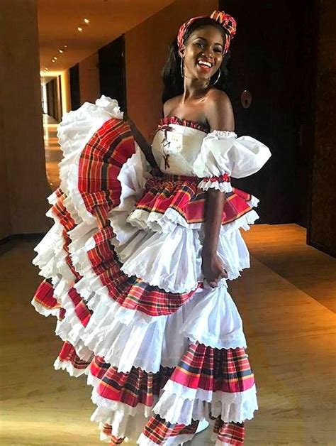 JAMAICA Woman in Jamaica's traditional costume. | Caribbean fashion ...