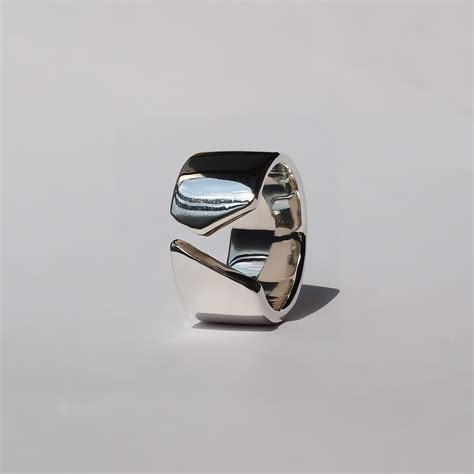 Abyss of light ring / SV925 | raza
