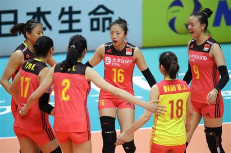 女排亚锦赛：中国女排3-0完胜越南女排，时隔八年再进决赛