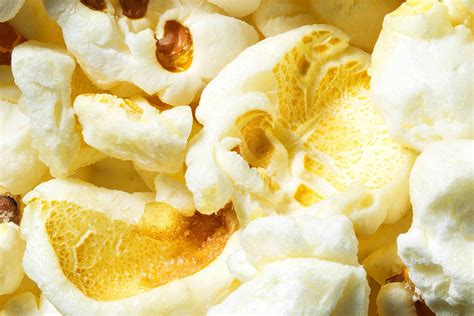 "Why Does My Pee Smell Like Popcorn?" An Expert Doctor Lists 5 Causes