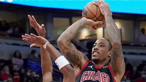 DeMar DeRozan makes NBA history as Chicago Bulls win again while ...