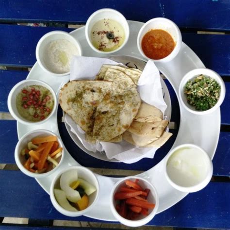 Around the World In 8 Plates | Pune | Whats Hot | WhatsHot Pune