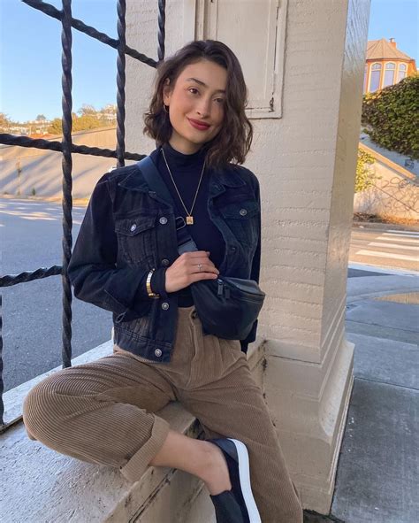 40 Corduroy Pants Outfit Ideas for Women - Her Style Code