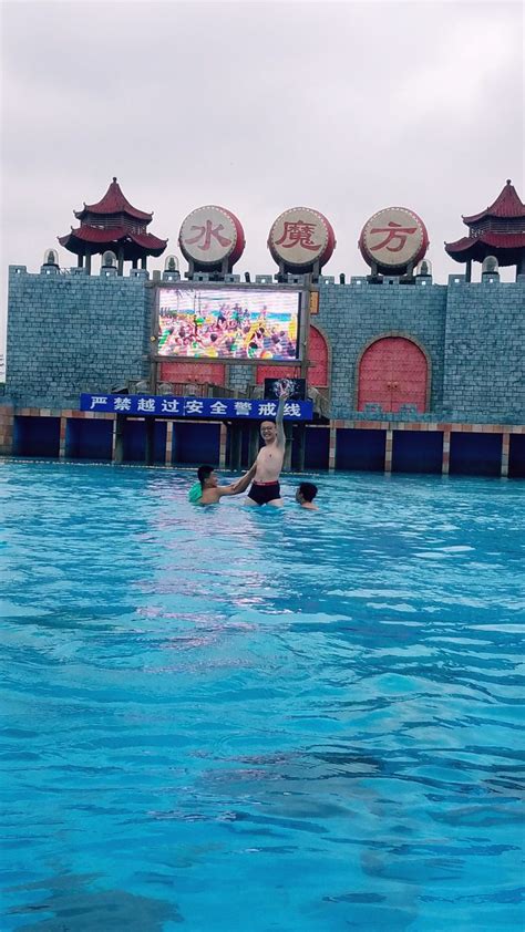 武汉亲子玩水的地方,武汉儿童玩水的地方,武汉周边玩水_大山谷图库