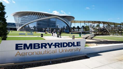 Embry-Riddle Aeronautical University - Daytona Beach Campus | Diploma ...