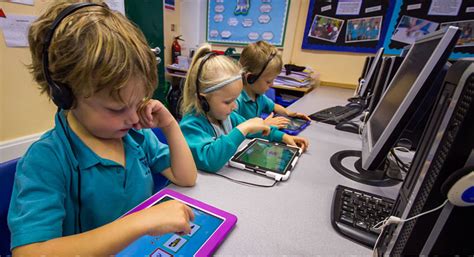 Compupter Is Helpful 的图像结果