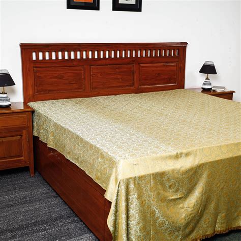 Yellow Himroo Jacquard Mercerized Cotton Double Bed Cover