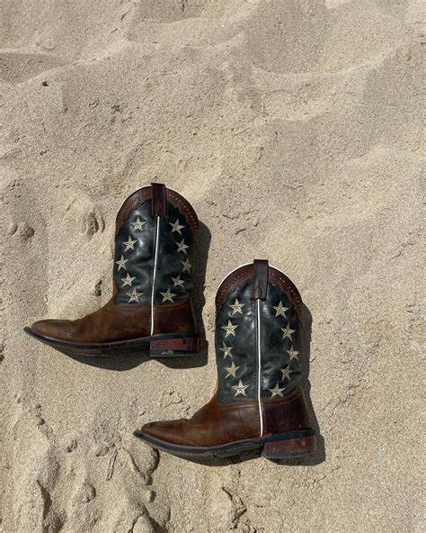 isabella ferregur solis | only looking mad because this isn’t my permanent home :/ | Instagram