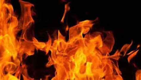 Mumbai Fire: 2 Children Among 4 Injured After Blaze Erupts In Lalbaug's ...