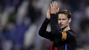 ‘As a person he’s a 10 & as a player 100’ - Huge praise for De Jong