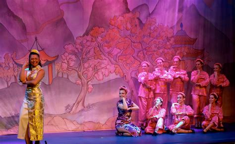 Aladdin Pantomime Finale 2018 的图像结果