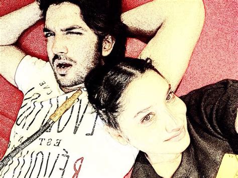 'Detective Byomkesh Bakshy' Star Sushant Singh Rajput and Girlfriend ...