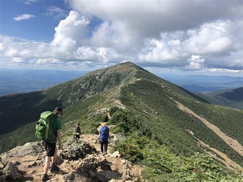 Hiking along the Franconia Ridge in the white mountains, very neat : r ...