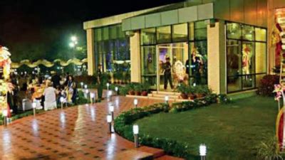 Kolkata civic body mulls lease fee hike for 'rags-to-riches' plots ...