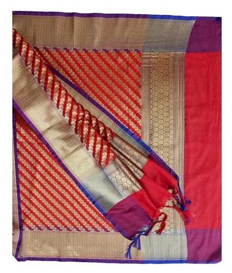 Buy Kashiya women Red color Banarasi silk dupatta with Floral Lahariya ...
